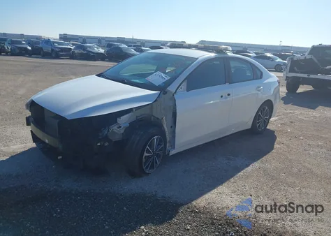 2023 Kia Forte Lxs z USA, uszkodzony, nr VIN 3KPF24AD7PE588347